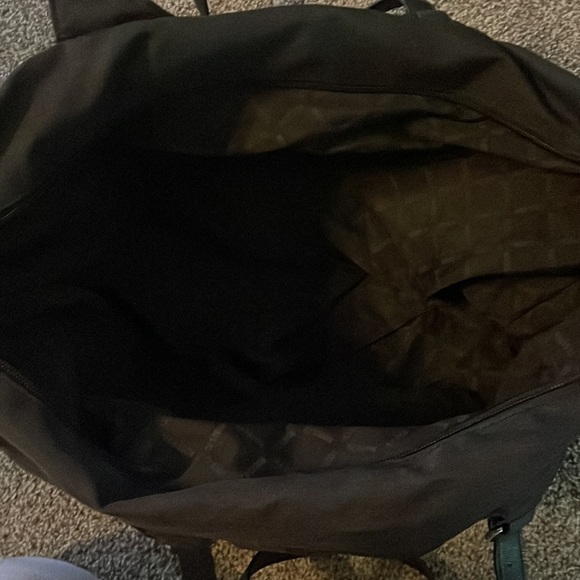 Like New Large Navy Blue Roots Bag - Picture 2 of 3